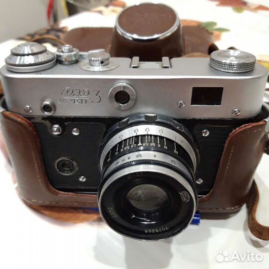 Фотоапарат фэд В рабочем состоянии