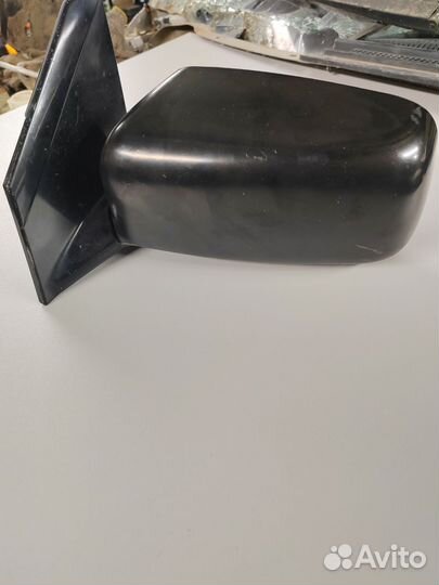 Зеркало левое Mitsubishi Cedia