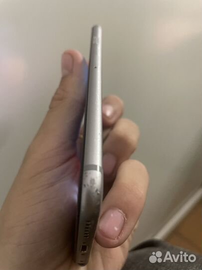 iPhone 6S, 16 ГБ