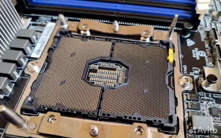 Asus Z11PA-U12/10G-2S LGA 3647 новая