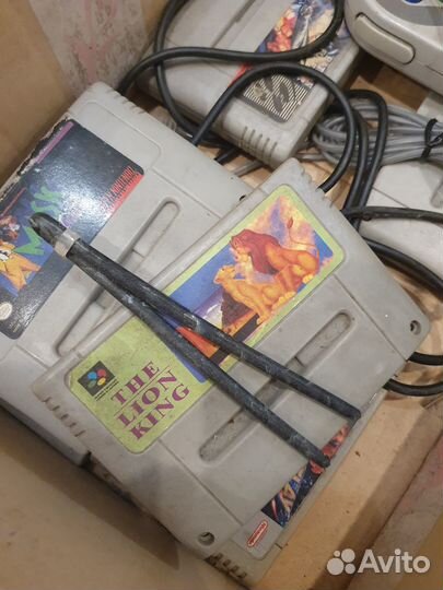 Super nintendo приставка и 6 игр