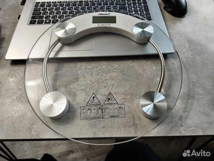 Напольные весы Atlanta