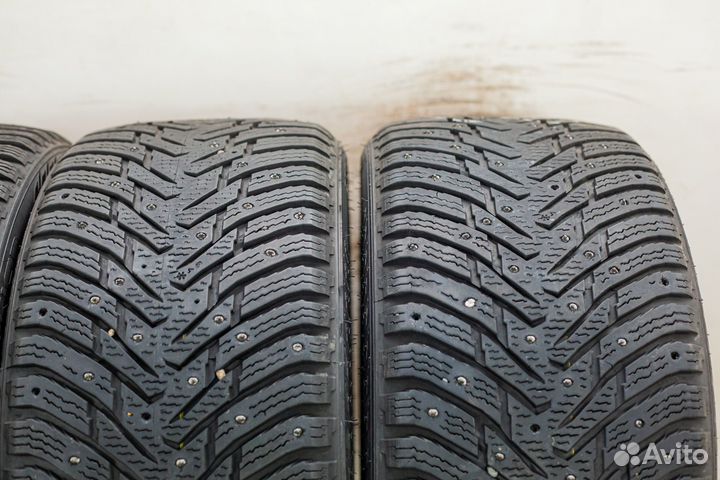 Nokian Tyres Hakkapeliitta 8 225/45 R18 и 255/40 R18 95T
