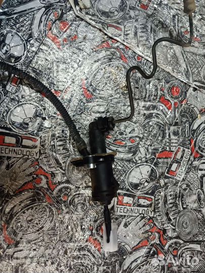 Цилиндр сцепления главный Skoda Roomster