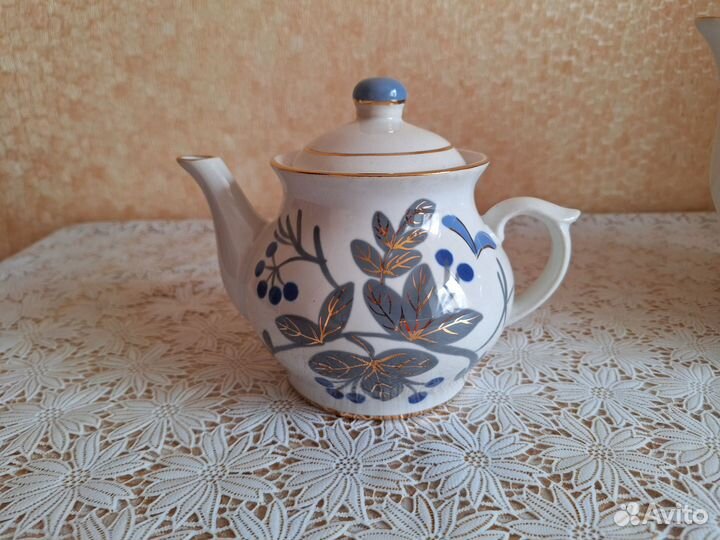 Чайники фарфор СССР 2шт