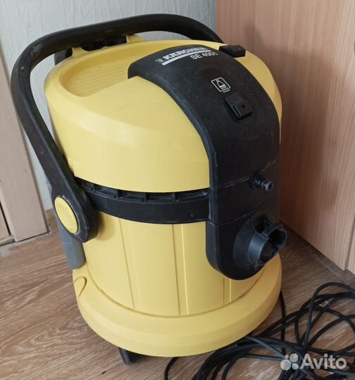Моющий пылесос Karcher se 4001