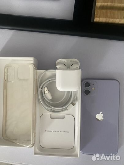 iPhone 11, 64 ГБ