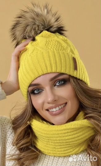 Комплект шапка и снуд зимний женский