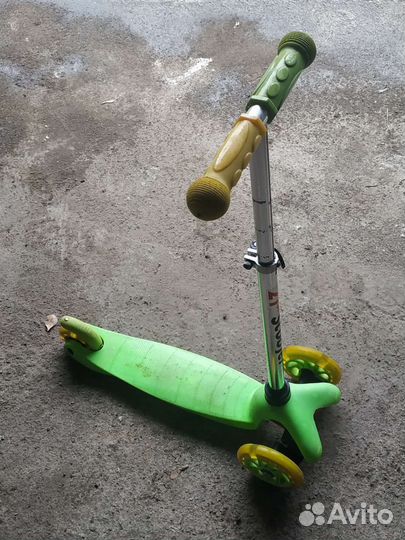 Самокат детский трехколесный