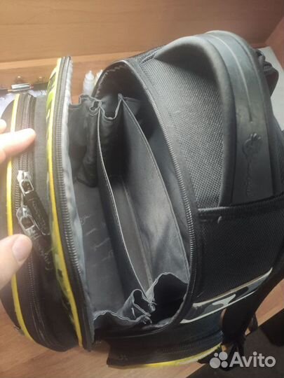 Рюкзак ранец школьный Hummingbird Black Shark TK1