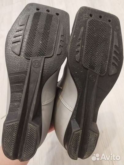 Лыжные ботинки р.33