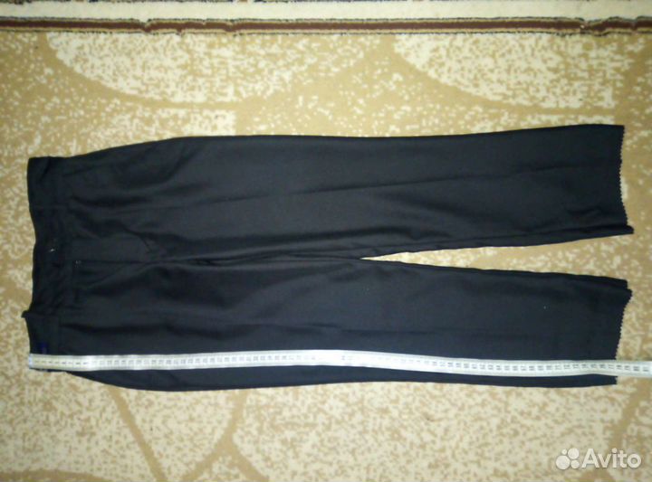 Рубашка, жилет, брюки черные