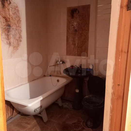 2-к. квартира, 56 м², 6/6 эт.