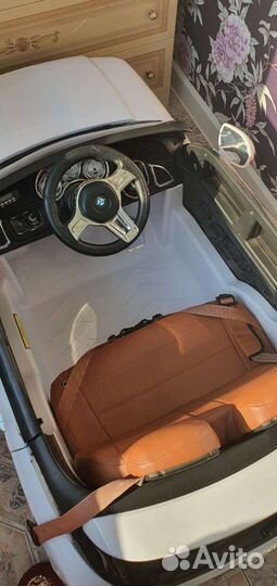 Детский электромобиль Toyota