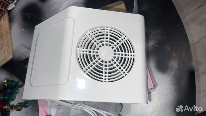 Вытяжка для маникюра