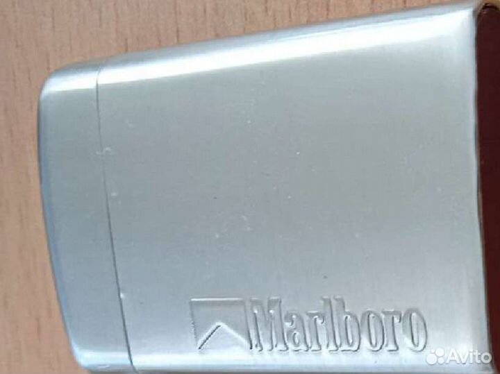 Металлический спичечный коробок Мальборо