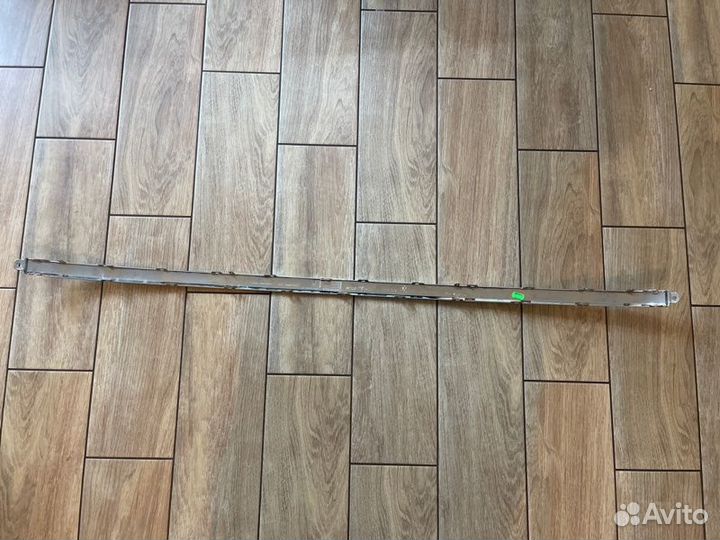 Накладка заднего бампера задняя Volkswagen Touareg