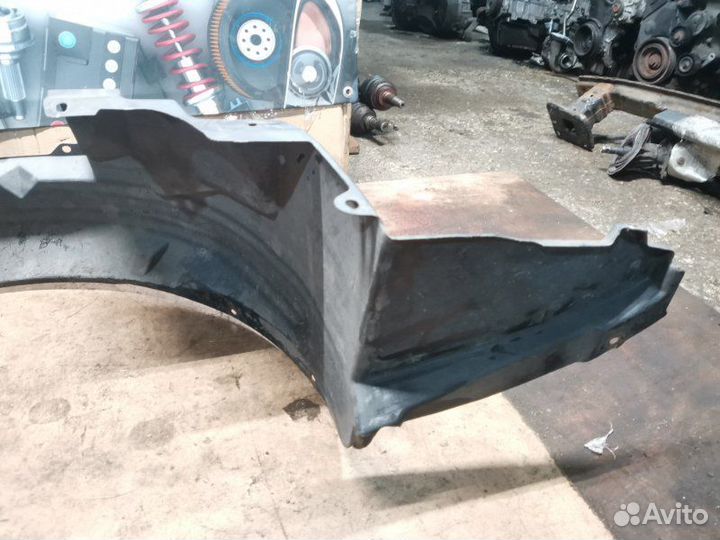 Подкрылок передний левый Chevrolet Lacetti хетчбек