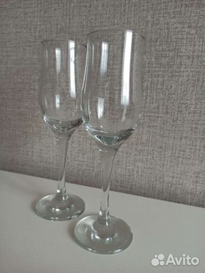 Бокалы для шампанского
