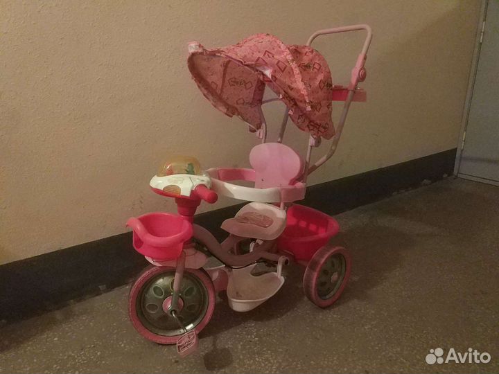 Трёхколёсный детский велосипед