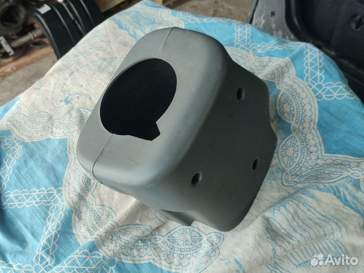 Suzuki baleno корпус рулевой колонки