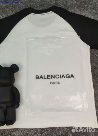 Футболка Balenciaga