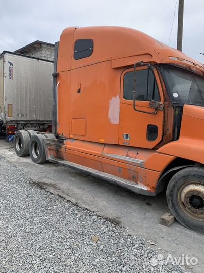 Freightliner Columbia, 2002