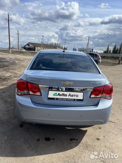 Chevrolet Cruze 1.8 AT, 2012, 135 000 км