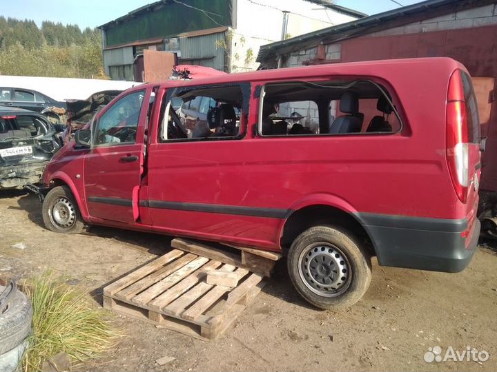 Вакуумный насос Mercedes-Benz W639