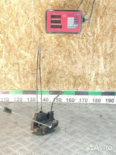 Замок двери задней правой Nissan Micra k12 K12