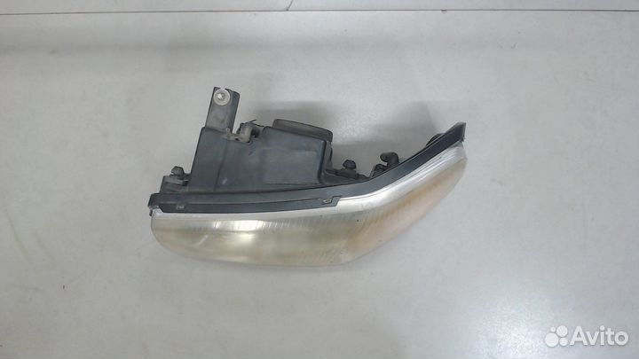 Фара (передняя) GMC Envoy, 2004