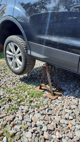 Опоры, подставки под автомобиль