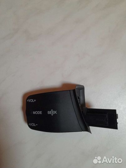 Подрулевой джойстик управления магнитолой Ford