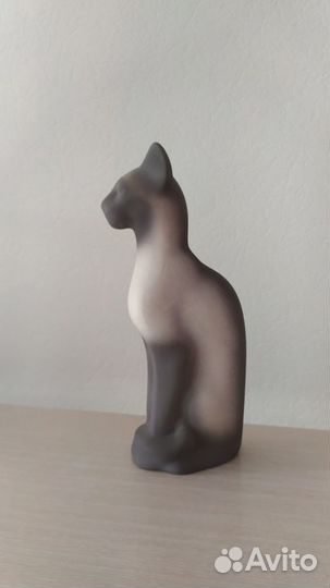 Статуэтка - Кошка