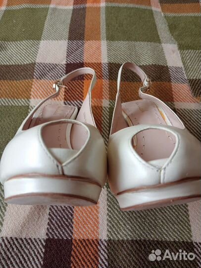 Босоножки женские 35 размер