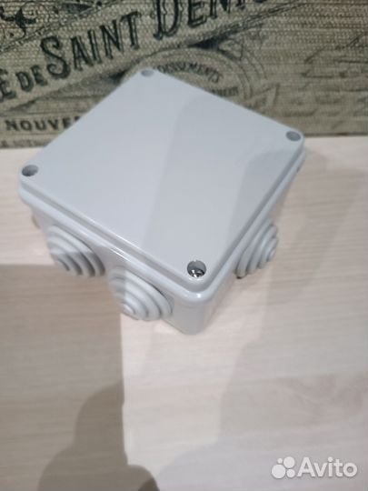 Распределительная коробка RUVinil Tyco 100x100 мм