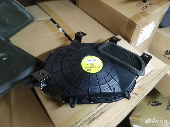 Динамик сабвуфер Range Rover Sport L494 2020