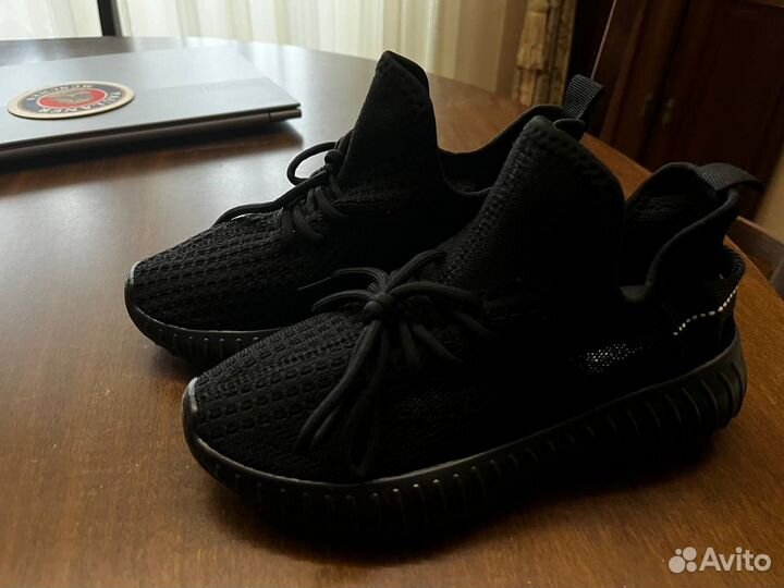 Кроссовки новые Yeezy Boost изики летние текстильн