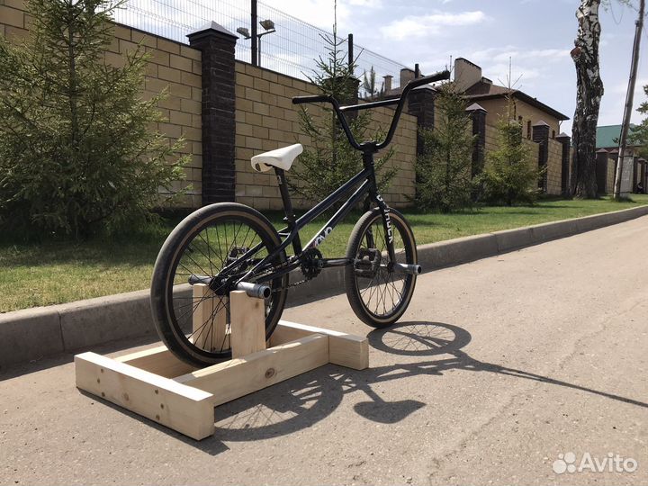 Новый тренажёр для тренировки баланса на BMX