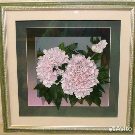 Картина вышитая лентами