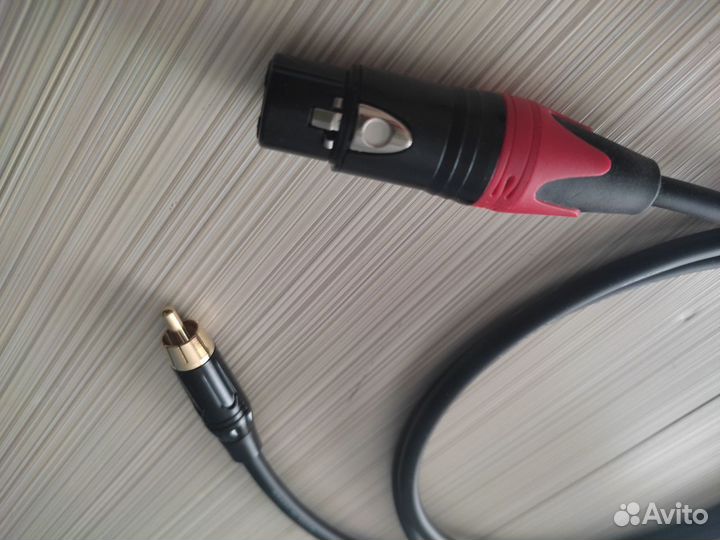 RCA - XLR мама Canare (Япония)