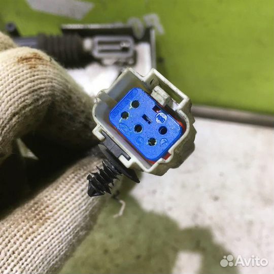 Замок багажника Форд Мондео 3