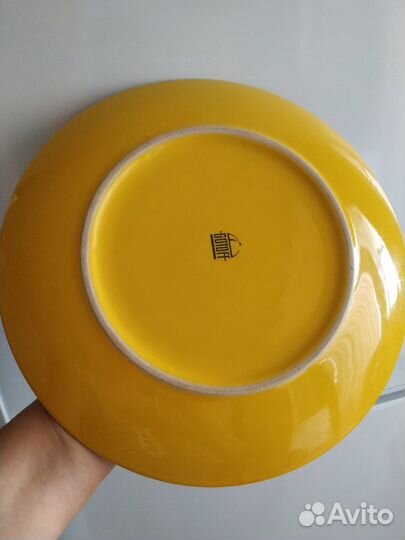 Тарелки столовые новые