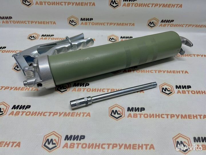 Шприц для смазки плунжер пистолетного типа 400см3