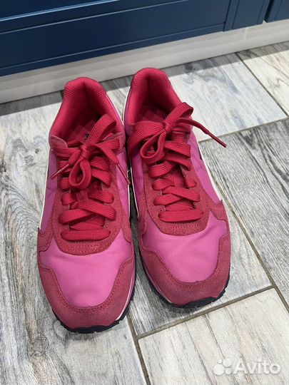 Кроссовки женские Puma