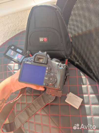 Зеркальный фотоаппарат canon 500d