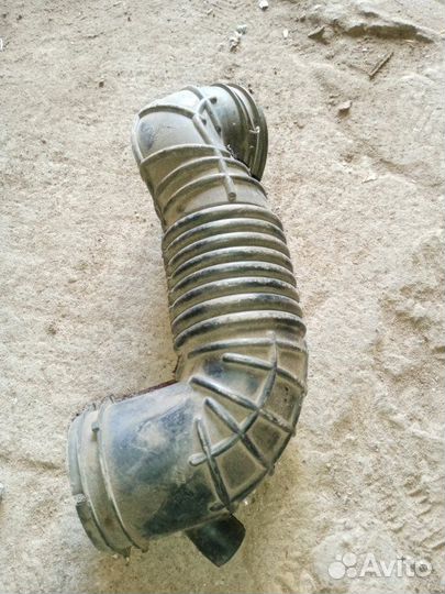 Патрубок воздушного фильтра Ford Mondeo 3