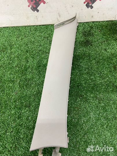 Обшивка накладка задней стойки Ford Focus 2 седан