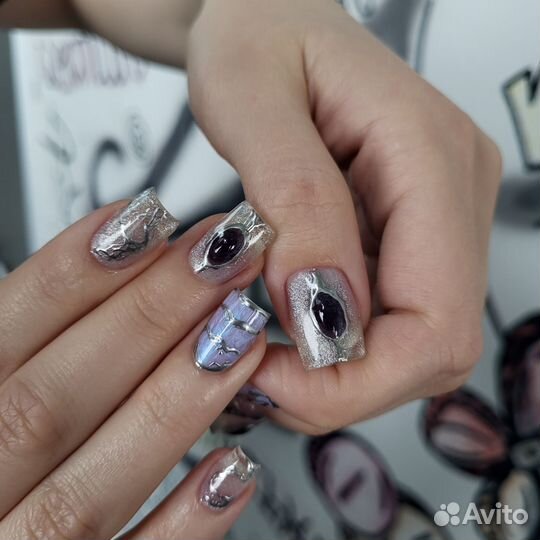 Мастер маникюра