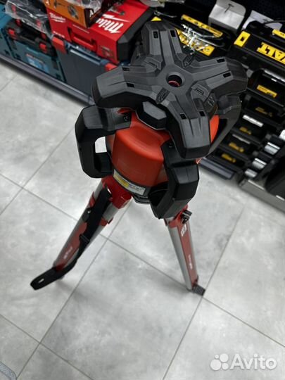 Лазерный уровень Hilti PR 30